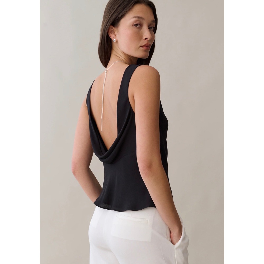 Few Moda Kourt Women Black Cowl Back Sleeveless Boat Neck Top Size 0 NWT